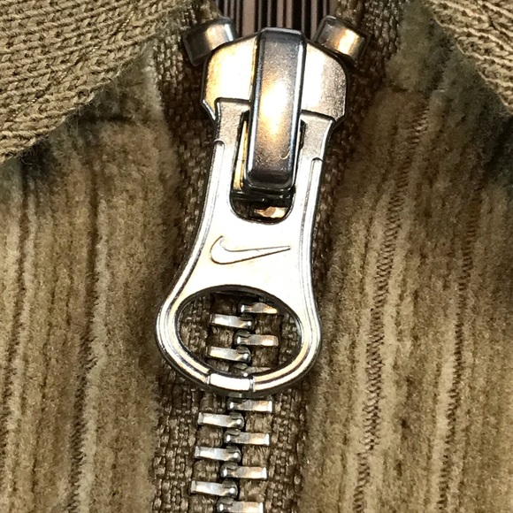 Nike Sportswear Women's Velour Tan Corduroy 1/4 Zip Pullover Collard Top Sz XXL - Picture 3 of 8